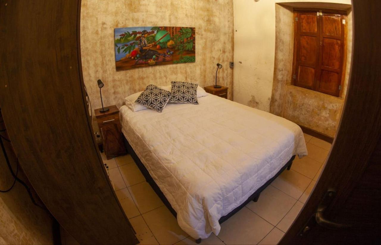 Хостел Hot Chipilin Antigua Екстер'єр фото