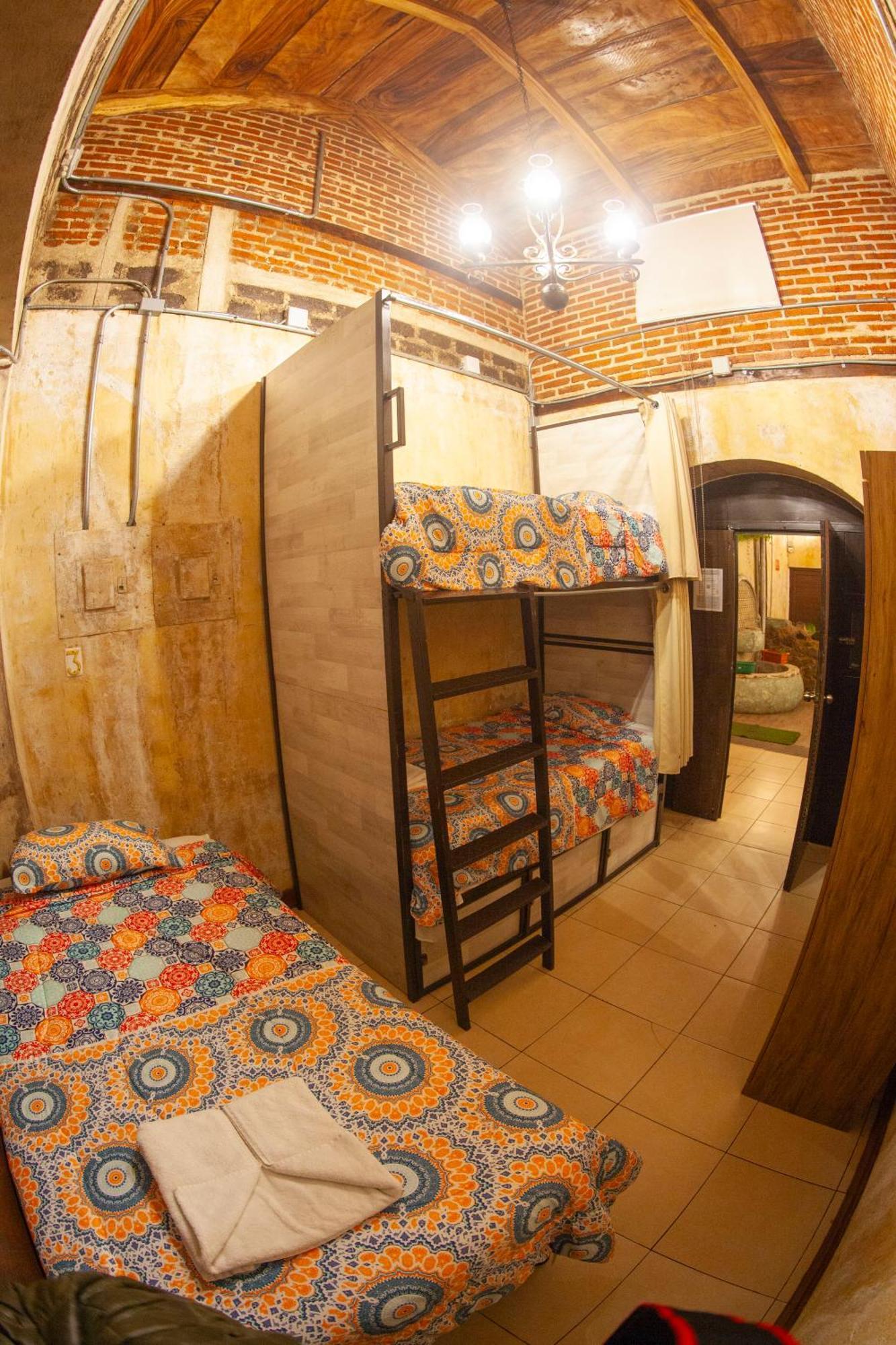 Хостел Hot Chipilin Antigua Екстер'єр фото